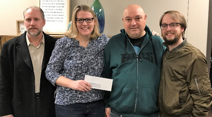 Cancer Support Community receives donation from FMI